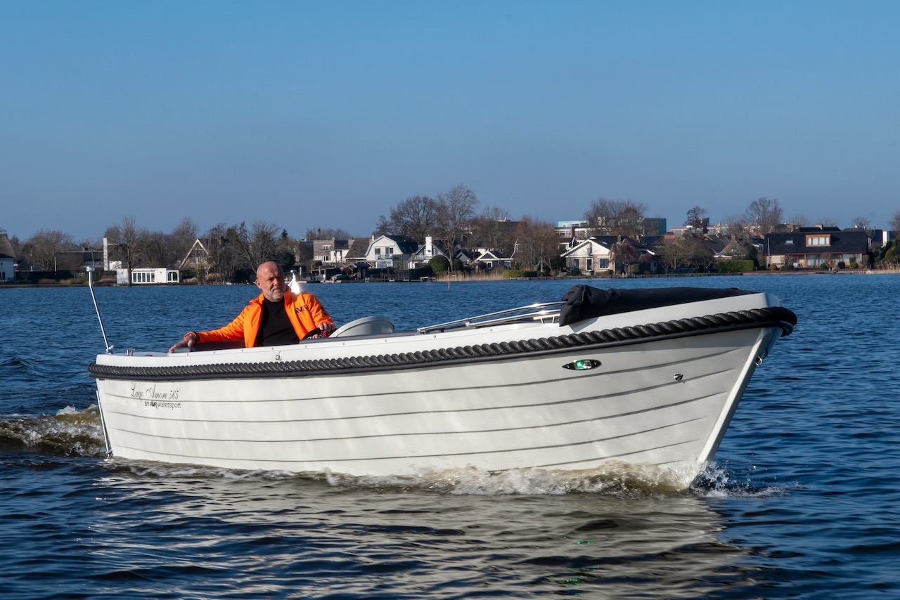 AVR Watersport ‘blaast’ het merk Clever Boats nieuw leven in 
