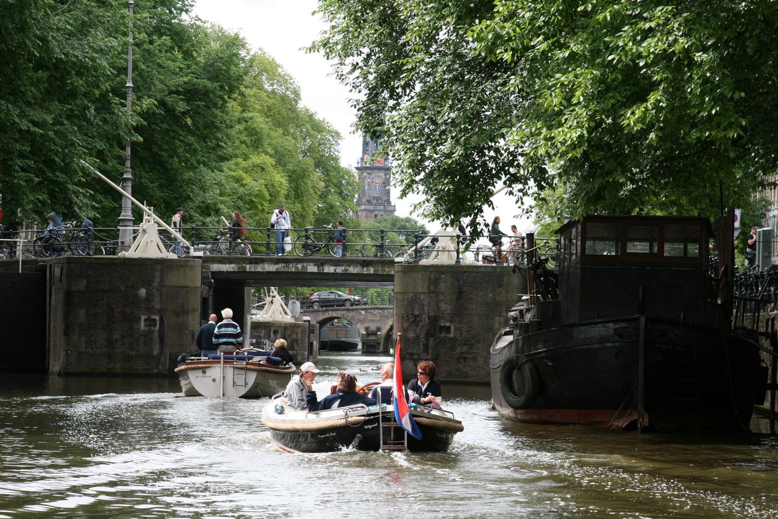Geef jouw mening over de uitstootvrije zone pleziervaart