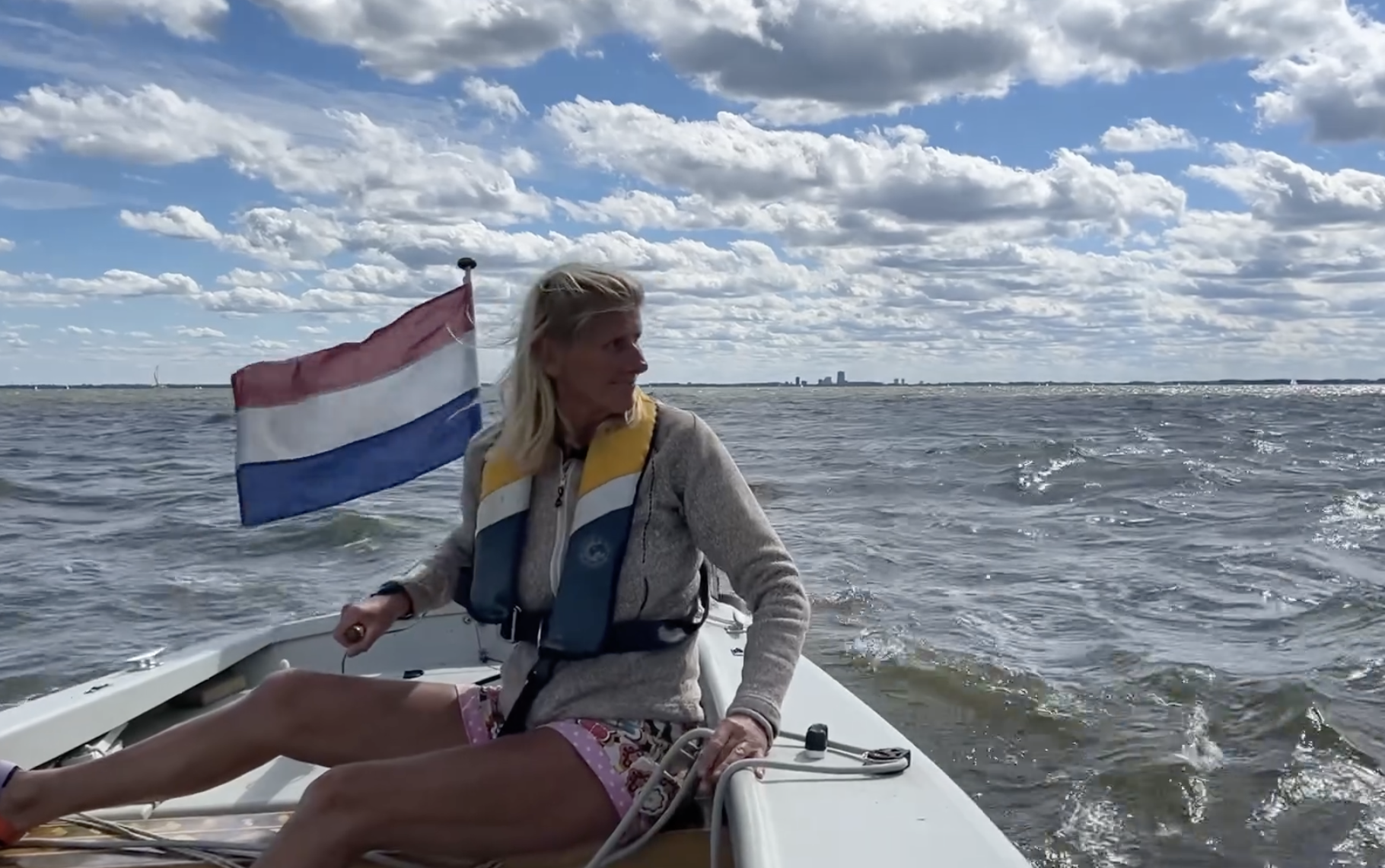 Zeilmaakster Marianne den Hartog schrijft boek 'Zout kind'