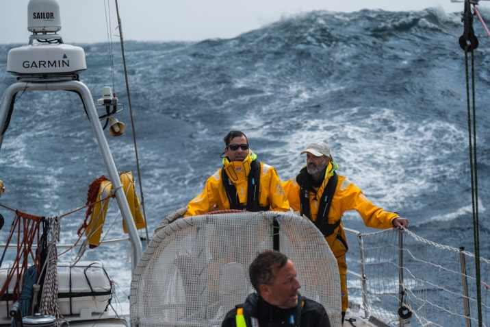 RACE 4 ON BOARD WASHINGTON, DC - ROARING FOURTIES - CAPE TOWN TO FREMANTLE (2)