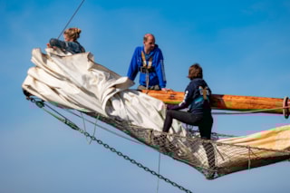 Hadassa Terpstra, Jacco Kroon en Ide Klein Bremel_JCW_SailWise_Lutgerdina125_0041