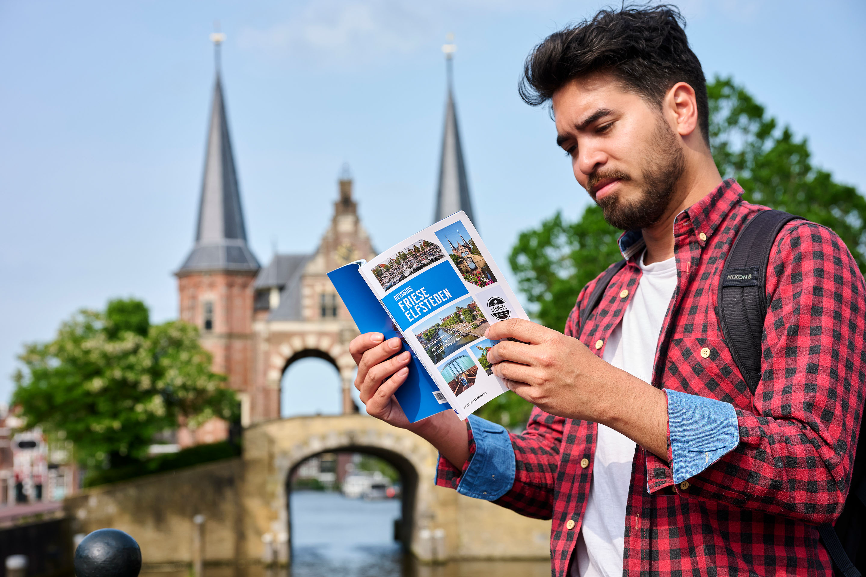 Nieuwe reisgids brengt de Elfstedentocht tot leven