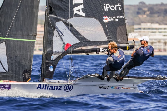Nederlandse zeilers op EK 49er, FX en Nacra17 in Thessaloniki