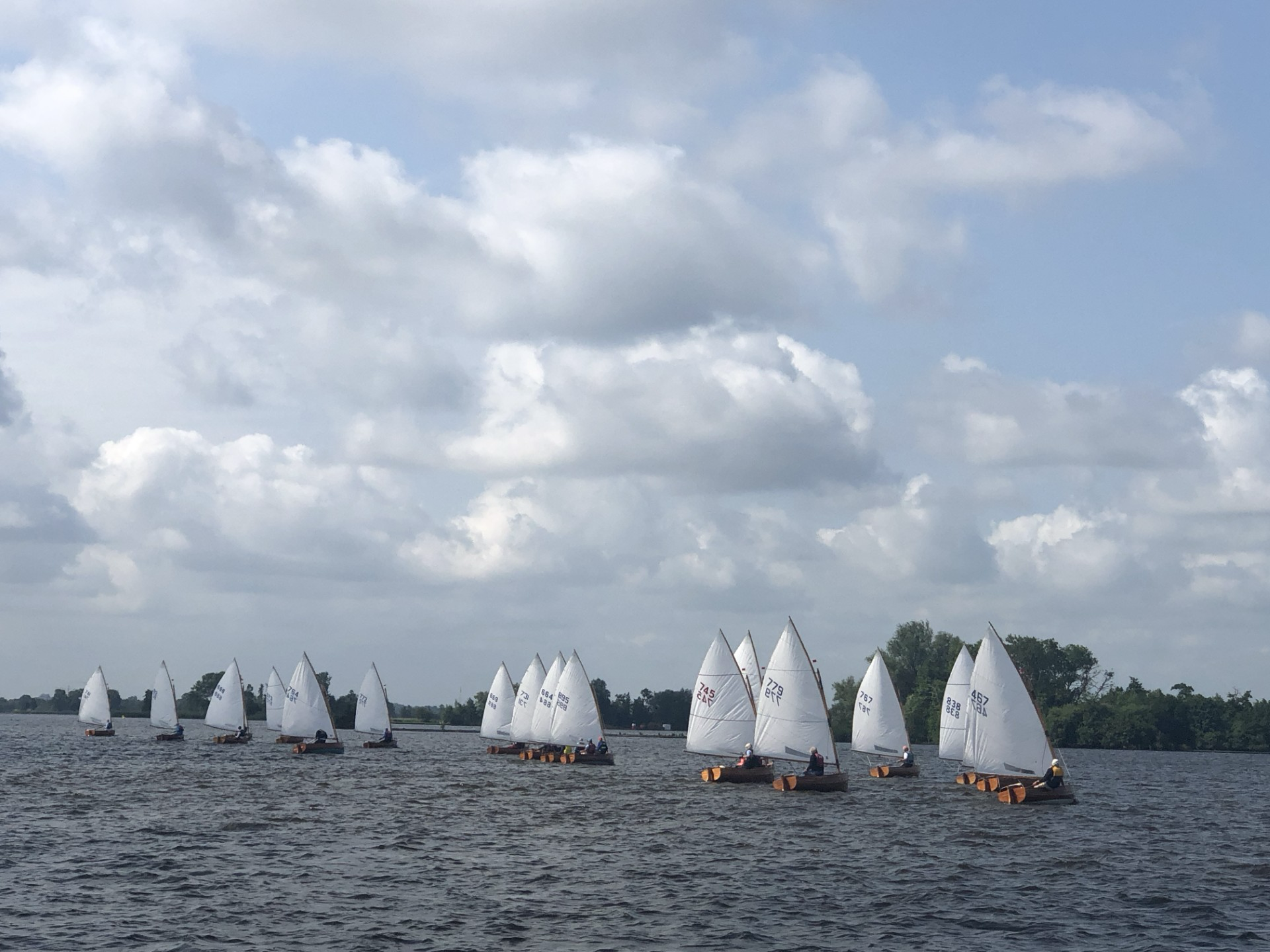 Sam Groenendaal wint met zijn 93-jarige oma  Holland Weekend in jollenklasse