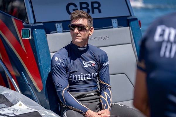 63963689-fc83-f26f-11b4-01de446ef67f