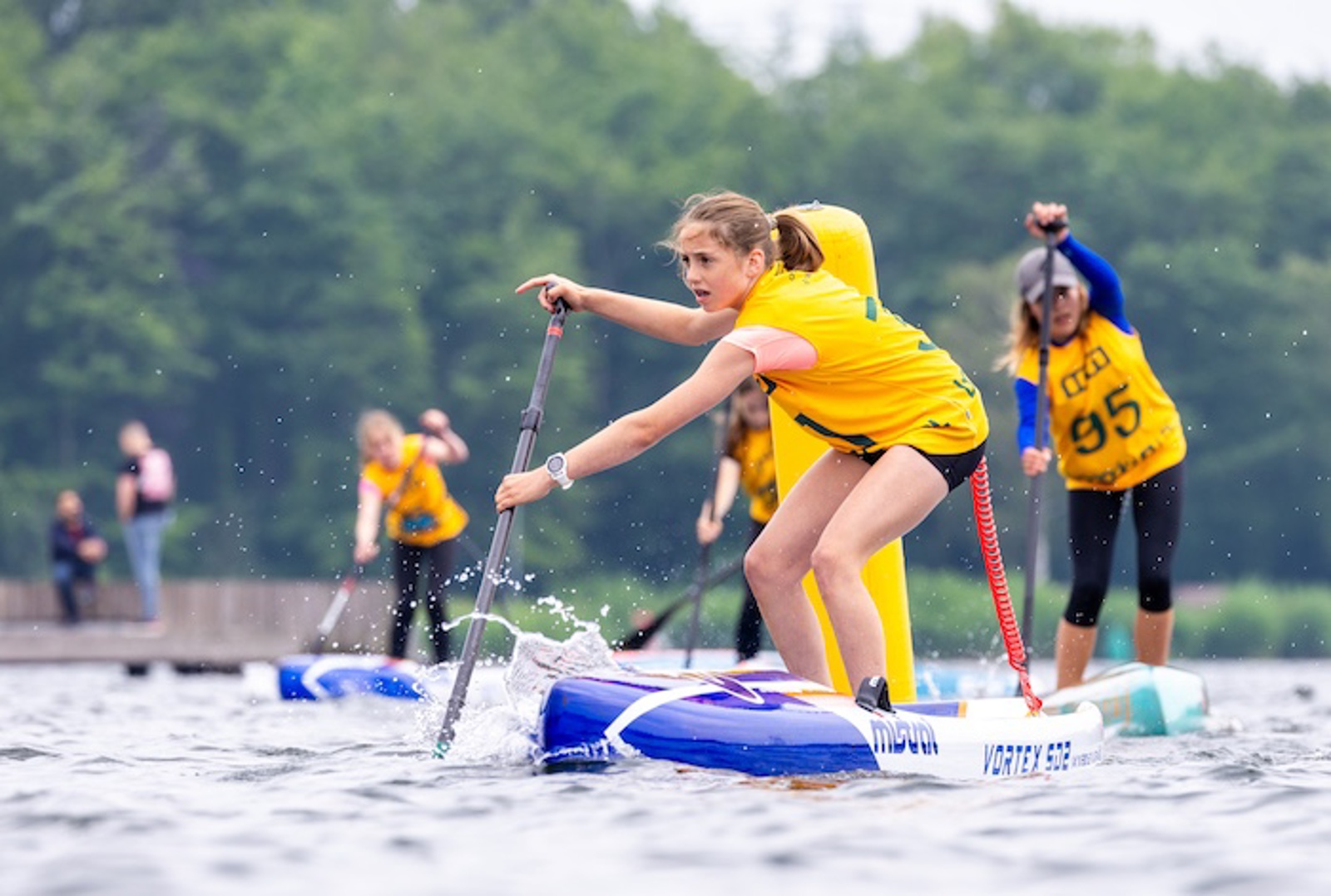 Veel animo onder jeugd voor watersport opstapdag Loosdrecht