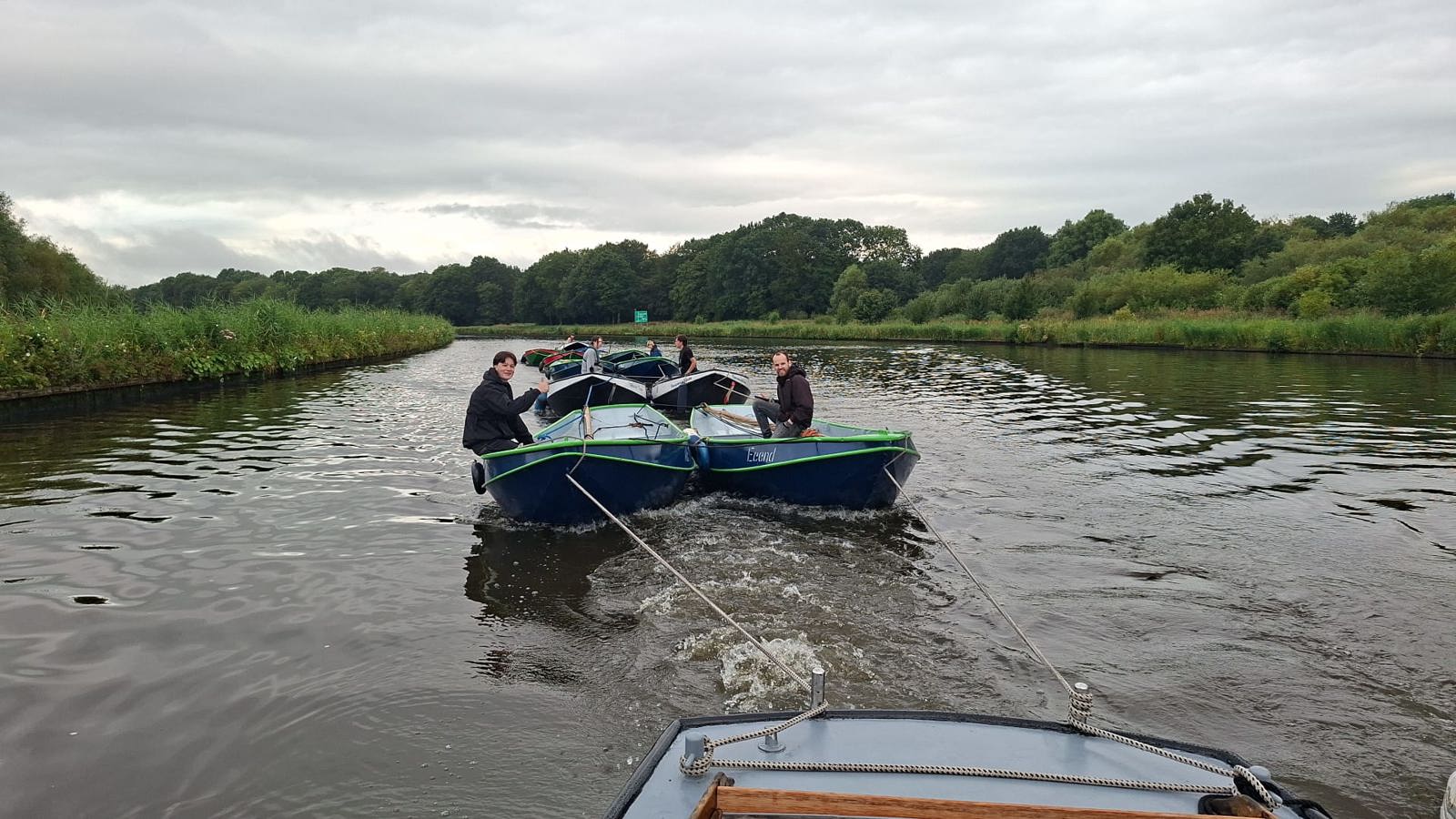 Friese waterscouts varen samen naar Nawaka
