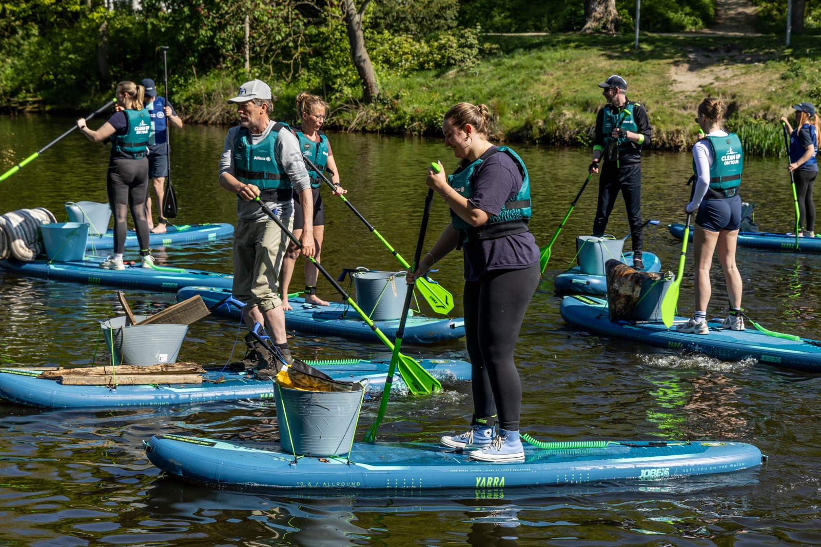 Clean Up on Tour haalt 12.500 kg zwerfafval uit het water