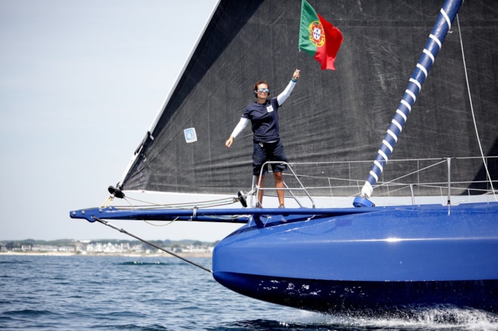 m201127_TORA_01_00_260730_UNI_Mariana_Lobato_UNITED_BY_THE_OCEAN_FLEET_SAILING_646E2C41-EAF0-4C97-991D-955F2DF16BA8JPG