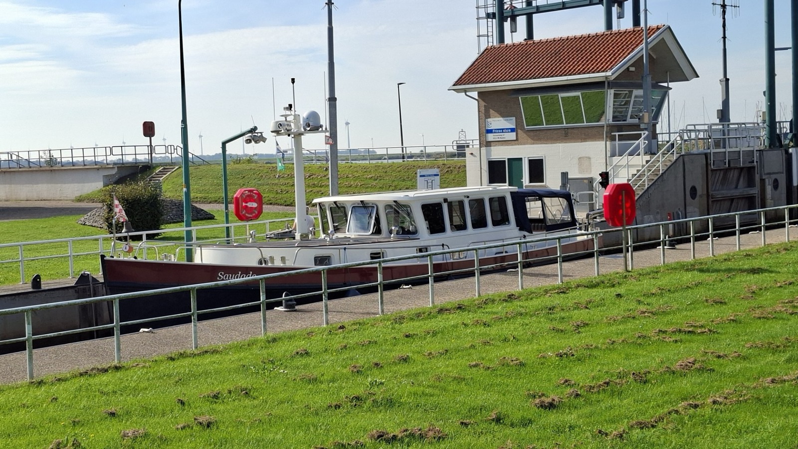 Werkzaamheden Friese Sluis & Brug Gemaal Buma